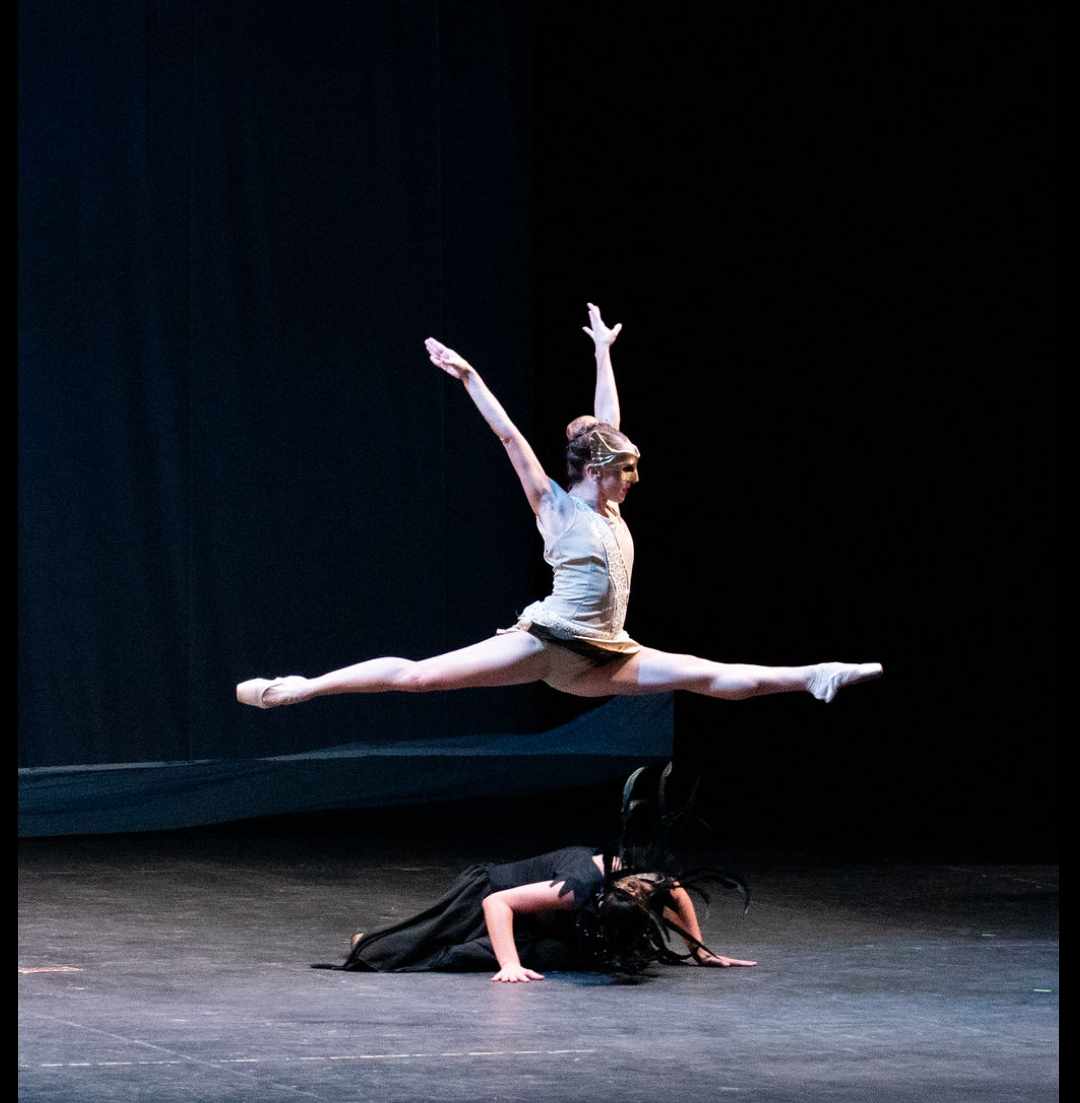 Cynthia Ham — grand jeté full split